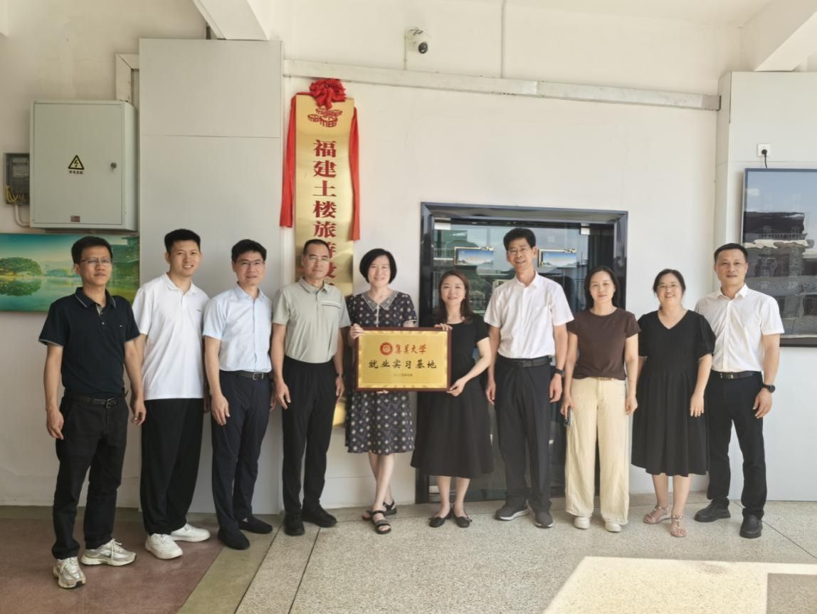 5f618880ef996bb4815be616b0924dd